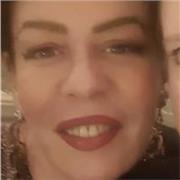 Avocate, directrice juridique de grands groupes, je donne déjà des cours de façon personnalisée et atypique. Leçons interactives. Apprendre sans s’ennuyer ni s’en rendre compte. Je suis là pour cela